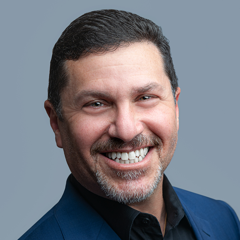 Mark Silverman Smile Headshot